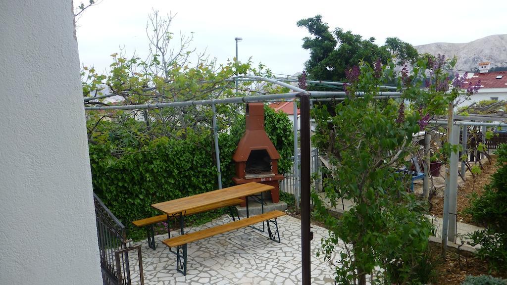Apartments Tanja & Boris Baska  Ngoại thất bức ảnh